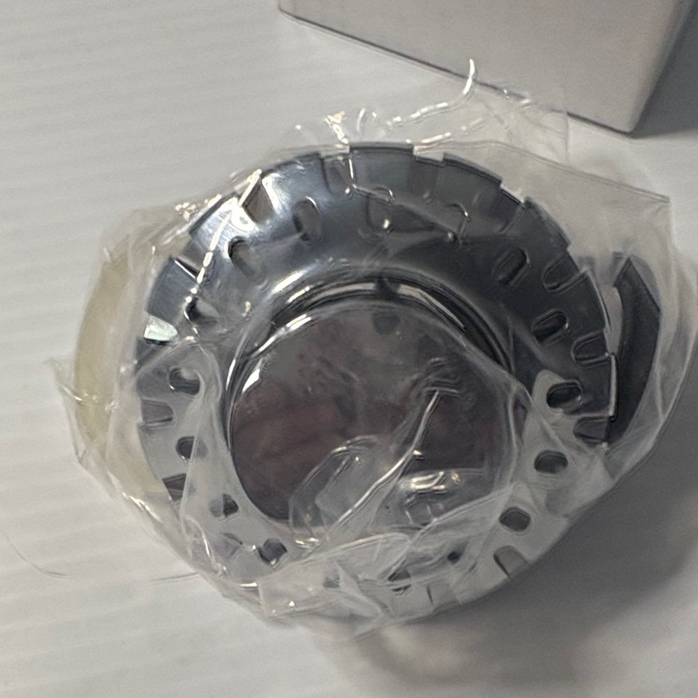Universal Bathtub Stopper - Standard 1 40 - 1-80 drain hole Brand New